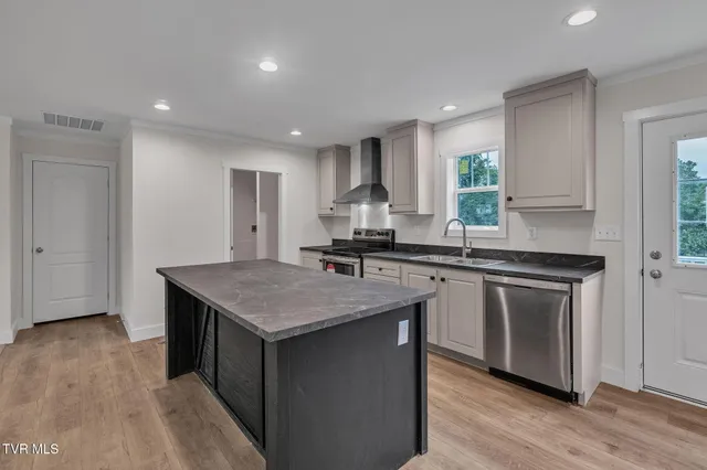 $299,000 | 18346 Fortunes Way, Abingdon, VA 24210