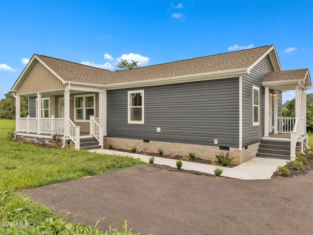 $299,000 | 18346 Fortunes Way, Abingdon, VA 24210