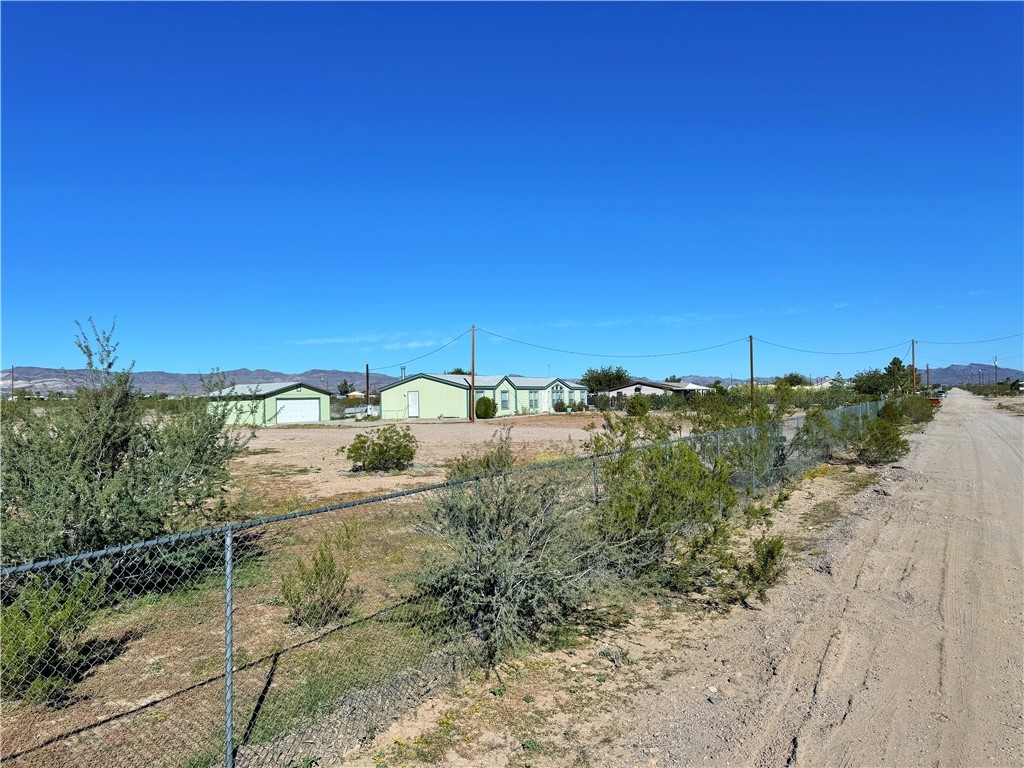 853 South Escuela Road Golden Valley, AZ 86413 - Photo 19 of 35 Gallery Image 19