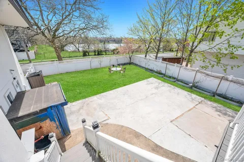 $1,290,000 | 2 Valley Greens Drive, Valley Stream, NY 11581