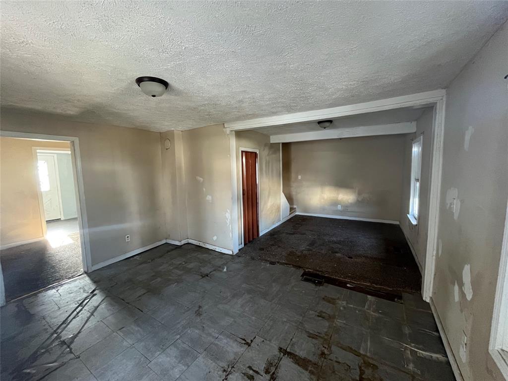 1613 West 15th Street Muncie, IN 47302 - Photo 17 of 25