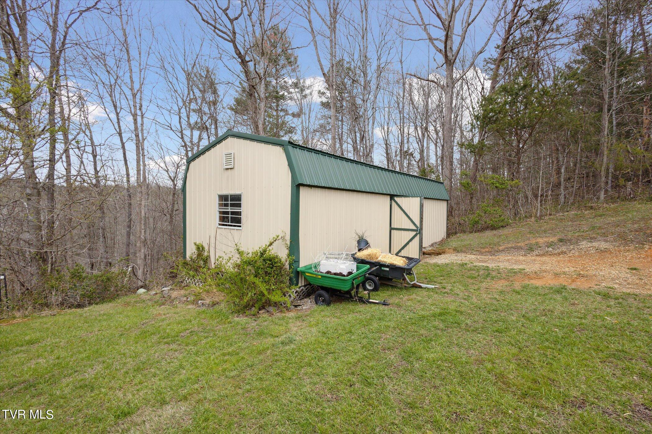 3630 Kenyon Road Parrottsville, TN 37843 - Photo 35 of 50 36-3639-Kenyon-Rd-WindowStill-05
