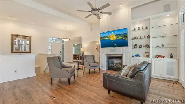 $799,000 | 164 Resplander Circle, Sunrise Beach, MO 65079