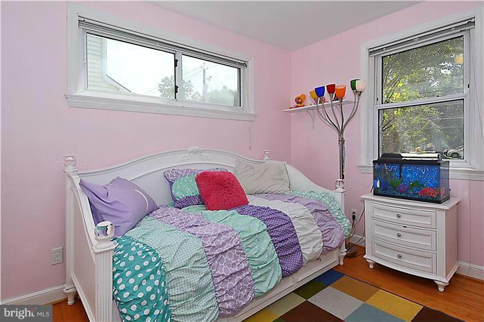 8409 Old Georgetown Road Bethesda, MD 20814 - Photo 12 of 30 Bedroom