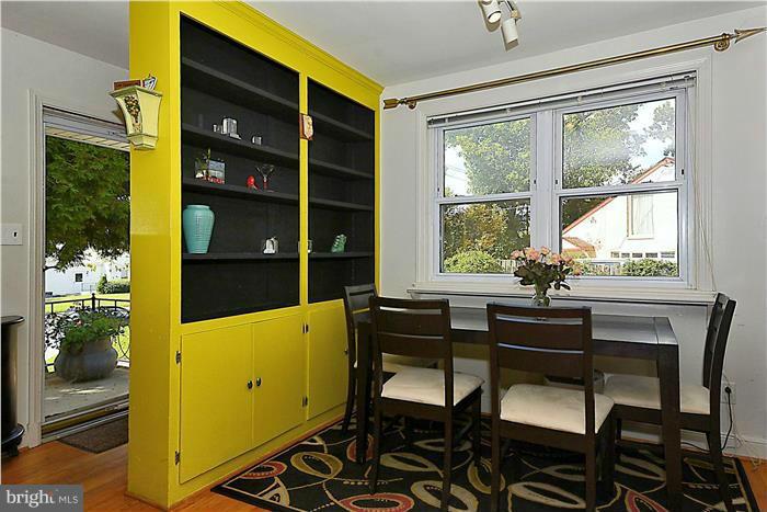 8409 Old Georgetown Road Bethesda, MD 20814 - Photo 16 of 30 Dining Room