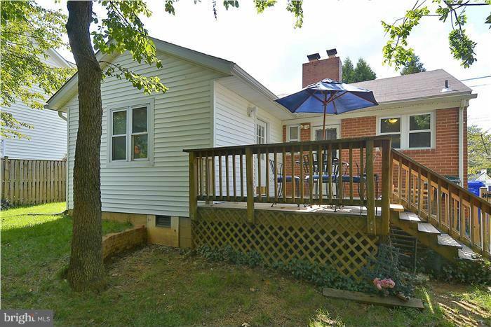 8409 Old Georgetown Road Bethesda, MD 20814 - Photo 26 of 30 Exterior (Rear)