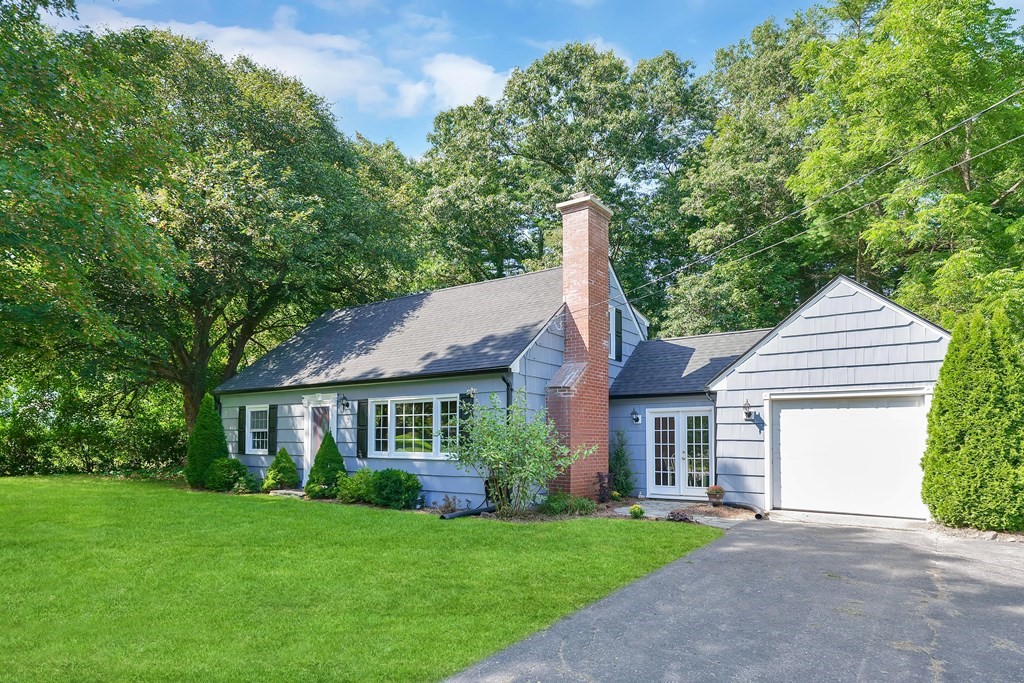 3 Pleasant View Road Wilbraham, MA 01095 - Photo 2 of 30 Gallery Image 2