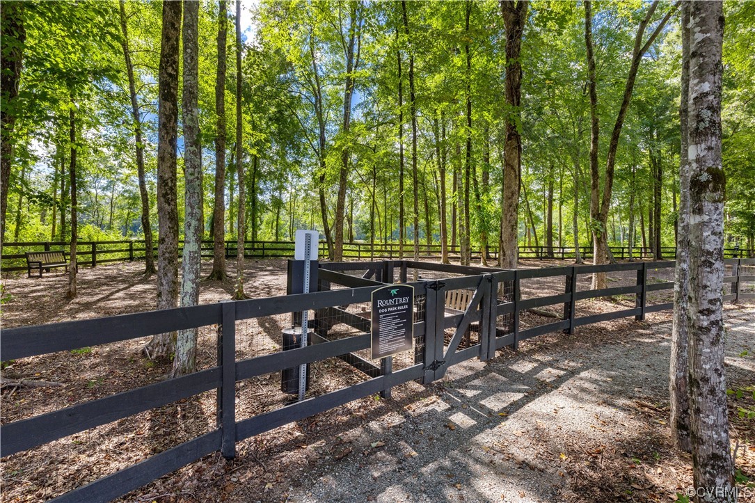 15142 Heaton Drive Midlothian, VA 23112 - Photo 41 of 41 a view of a chairs and table in patio