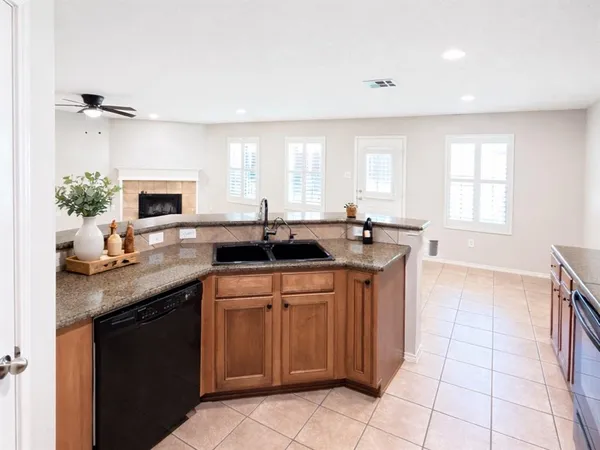$2,300 | 9620 George Washington Drive, McKinney, TX 75072