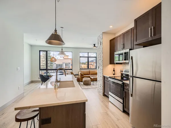 $949,000 | 75 West 4th Street, Unit 205W, Silverthorne, CO 80498