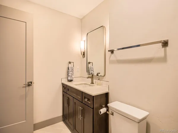 $949,000 | 75 West 4th Street, Unit 205W, Silverthorne, CO 80498