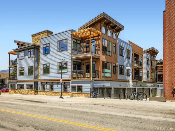 $949,000 | 75 West 4th Street, Unit 205W, Silverthorne, CO 80498
