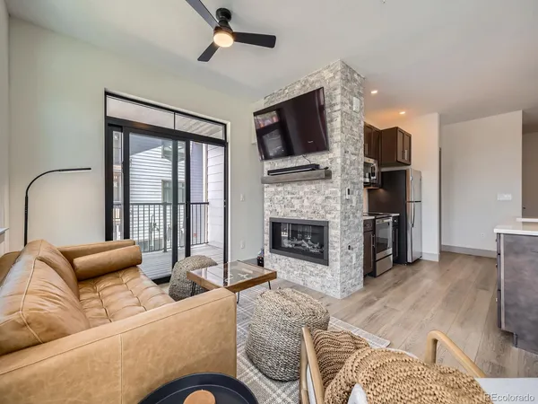 $949,000 | 75 West 4th Street, Unit 205W, Silverthorne, CO 80498