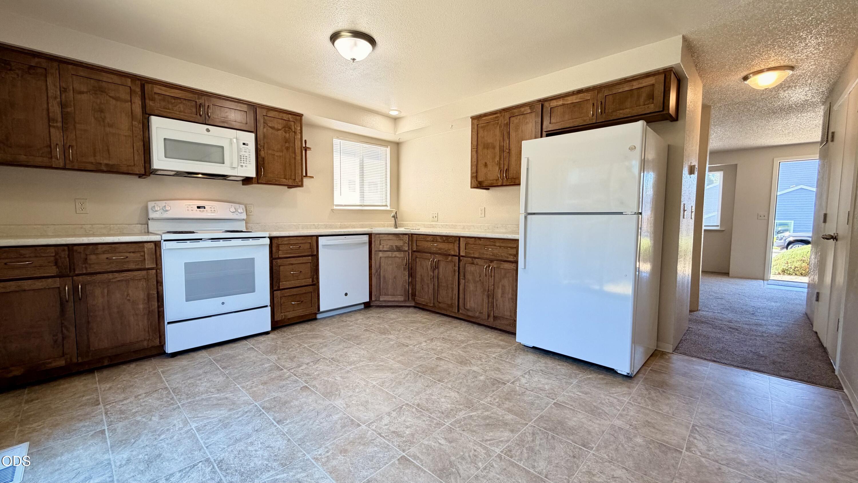 231 West Bolz Road Phoenix, OR 97535 - Photo 12 of 22