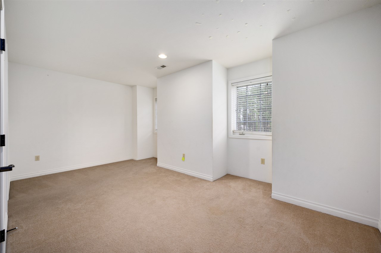 1012 Rte 11 Spokane, WA 99208 - Photo 14 of 20