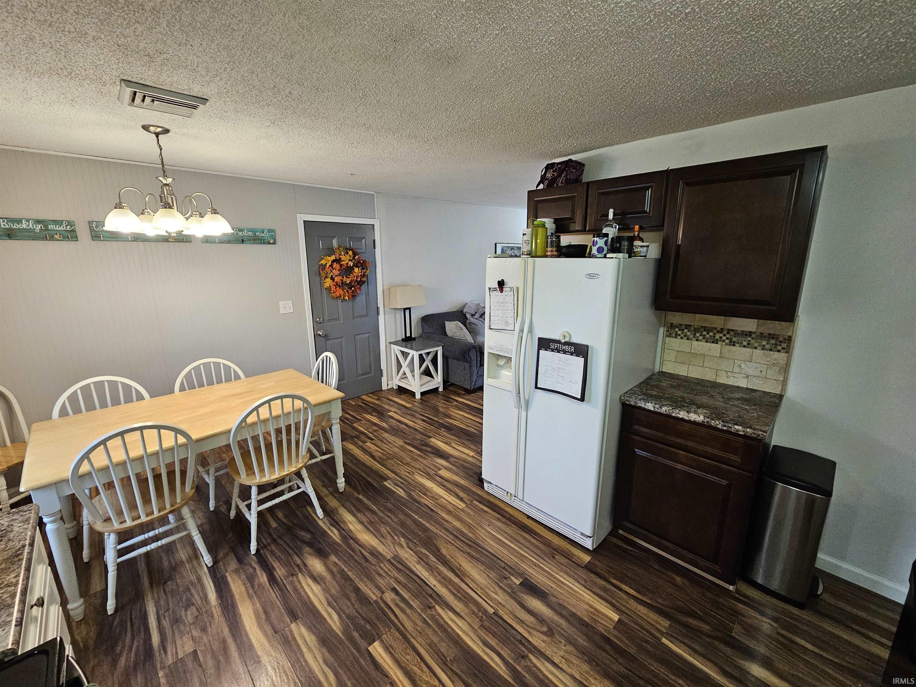 1763 Magnolia Road Vincennes, IN 47591 - Photo 6 of 19 Gallery Image 6