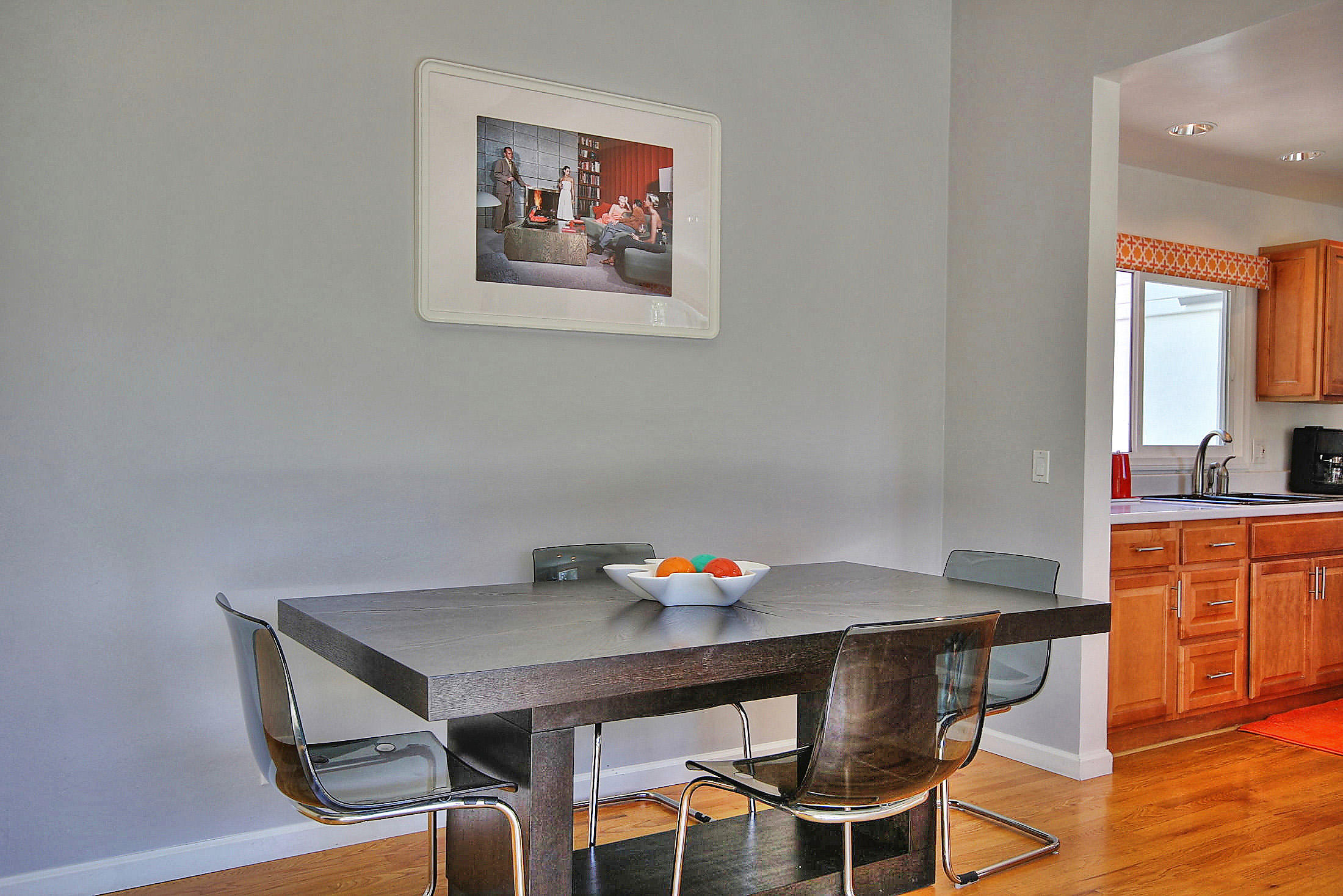 345 North Ontare Road Santa Barbara, CA 93105 - Photo 10 of 31 Dining area in great room