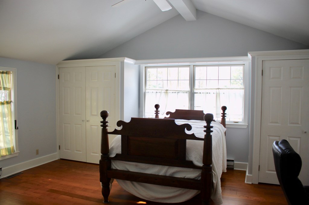 657 Forest Lane Franklin, PA 16323 - Photo 14 of 15 a view of a livingroom with furniture and a window