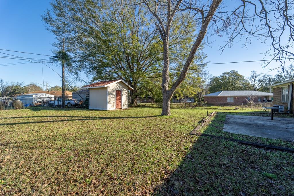 17 Monza Court Kinsey, AL 36303 - Photo 5 of 24