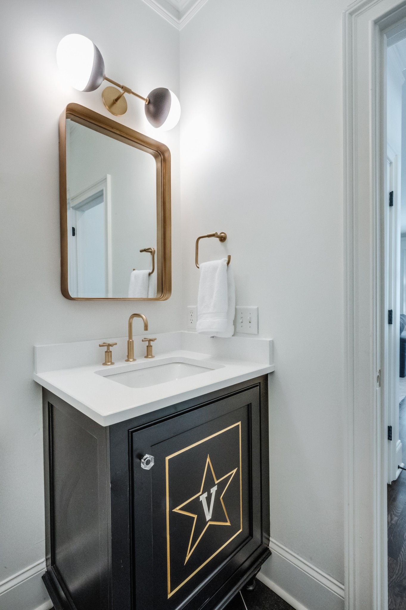 114 Cheek Road Nashville, TN 37205 - Photo 23 of 50 a bathroom with a sink and a mirror