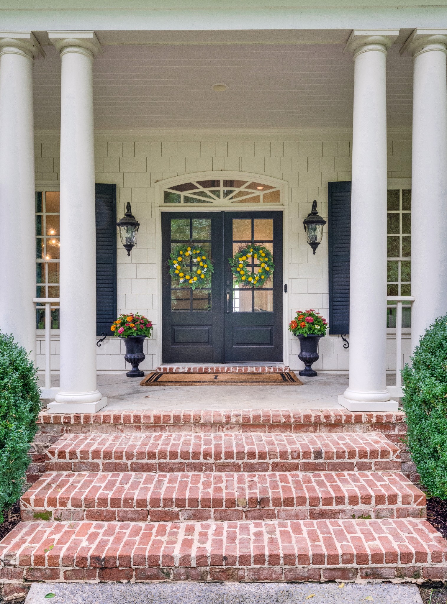 114 Cheek Road Nashville, TN 37205 - Photo 4 of 50 a front view of a house