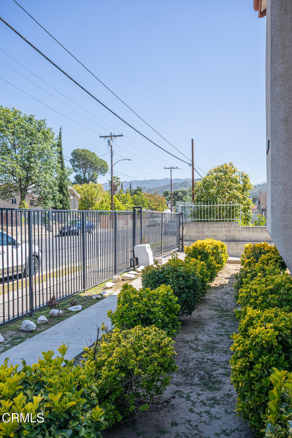 10433 Plainview Avenue, Unit 4 Tujunga, CA 91042 - Photo 26 of 27