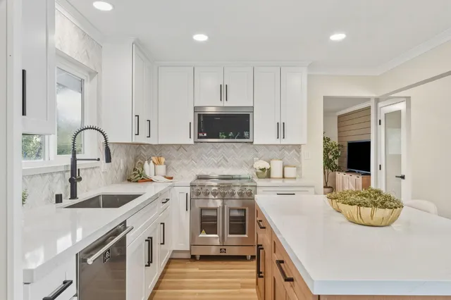 $1,200,000 | 8177 North Lake Circle, Granite Bay, CA 95746