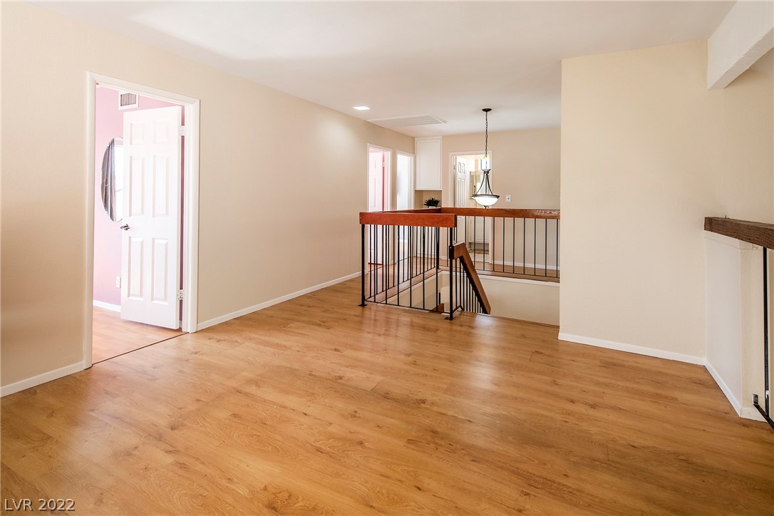 4801 Summerhill Road Las Vegas, NV 89121 - Photo 14 of 28 Gallery Image 14