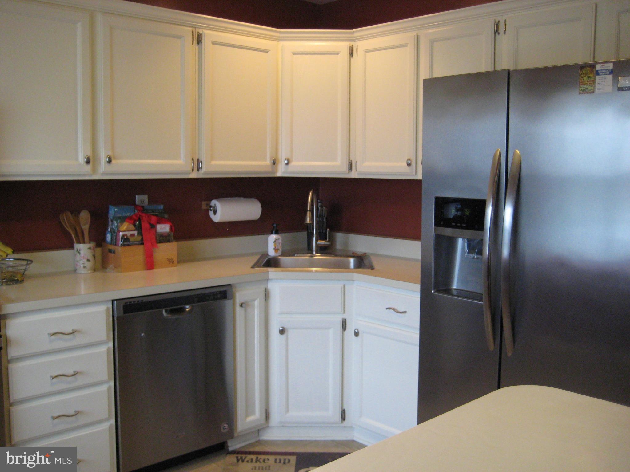 706 Ricks Circle Brookhaven, PA 19015 - Photo 6 of 17 Gallery Image 6