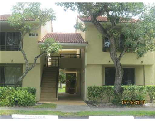 951 Lyons Road, Unit 6107 Pompano Beach, FL 33063 - Photo 1 of 4 Exterior Front