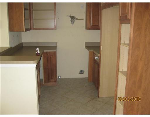 951 Lyons Road, Unit 6107 Pompano Beach, FL 33063 - Photo 2 of 4 Kitchen