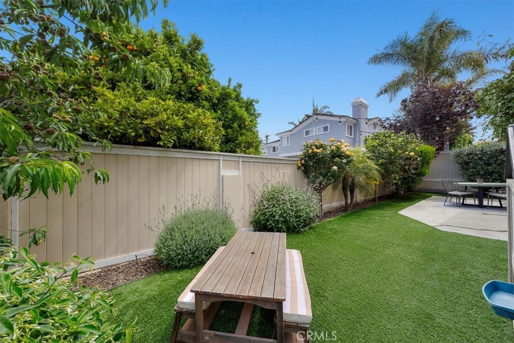 1817 Clark Lane, Unit B Redondo Beach, CA 90278 - Photo 19 of 54