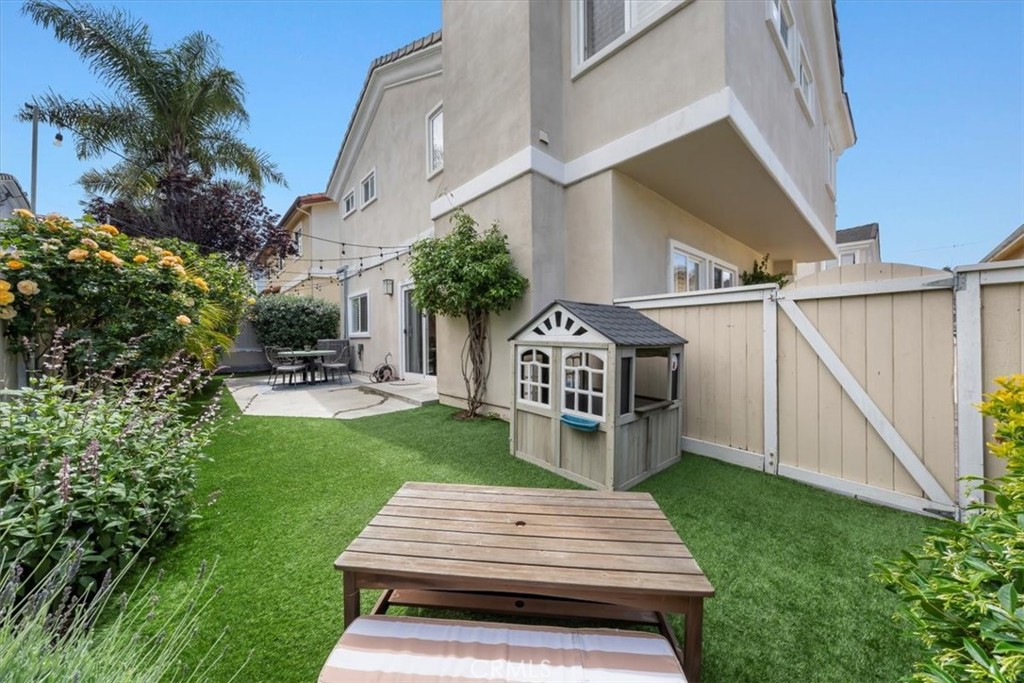 1817 Clark Lane, Unit B Redondo Beach, CA 90278 - Photo 5 of 54