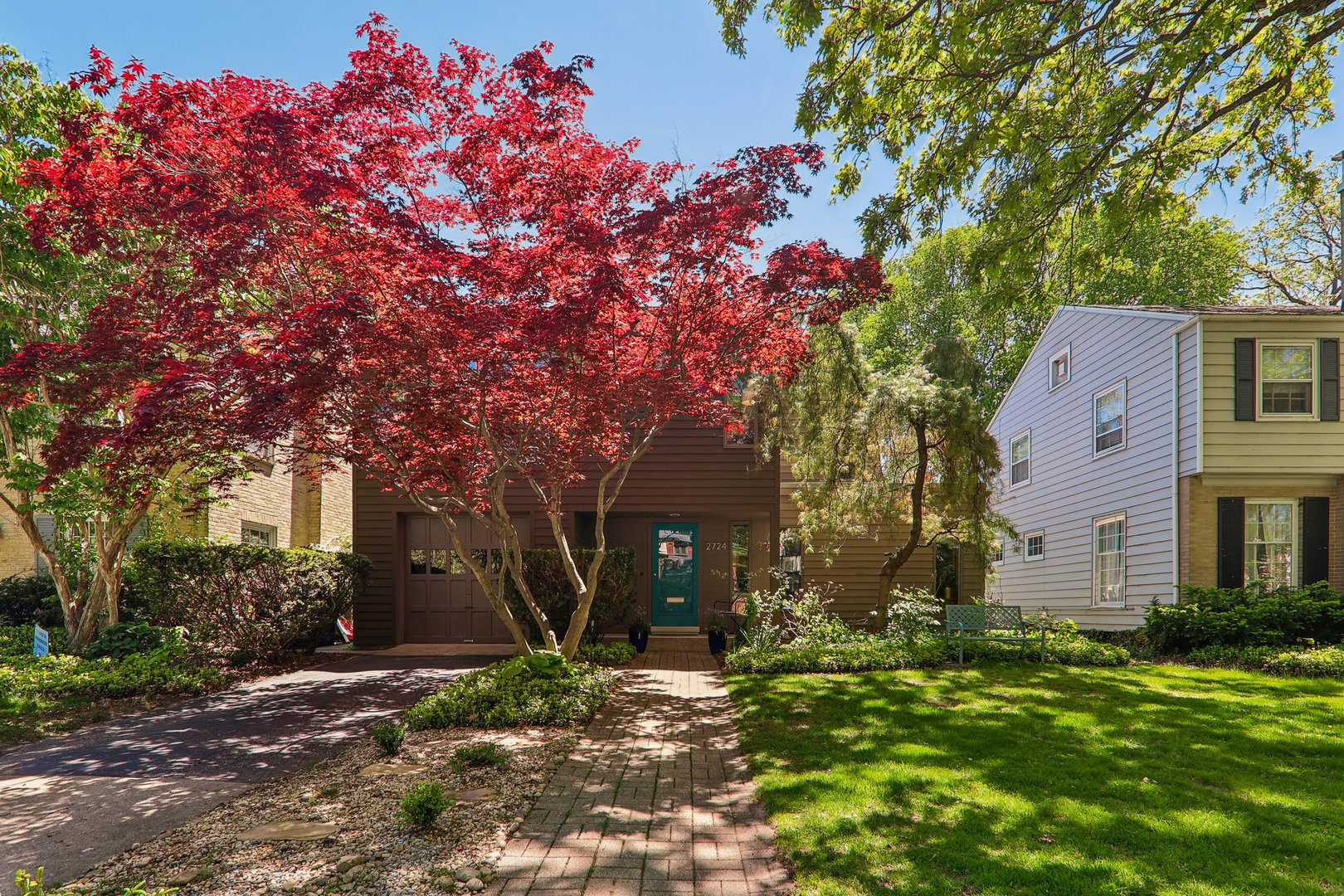 2724 Simpson Street Evanston, IL 60201 - Photo 1 of 38