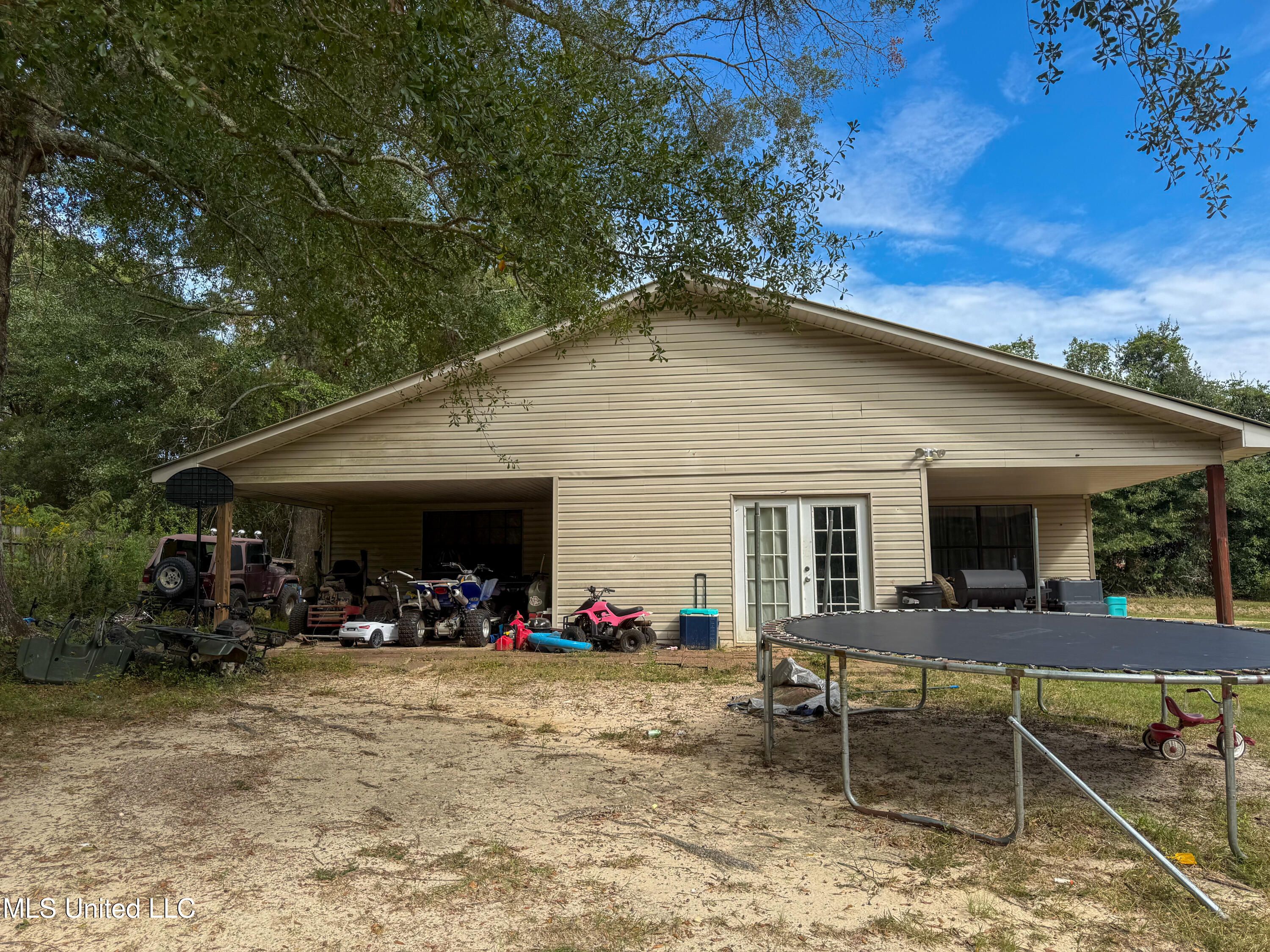 47 Deer Creek Road Lumberton, MS 39455 - Photo 2 of 11 IMG_5599