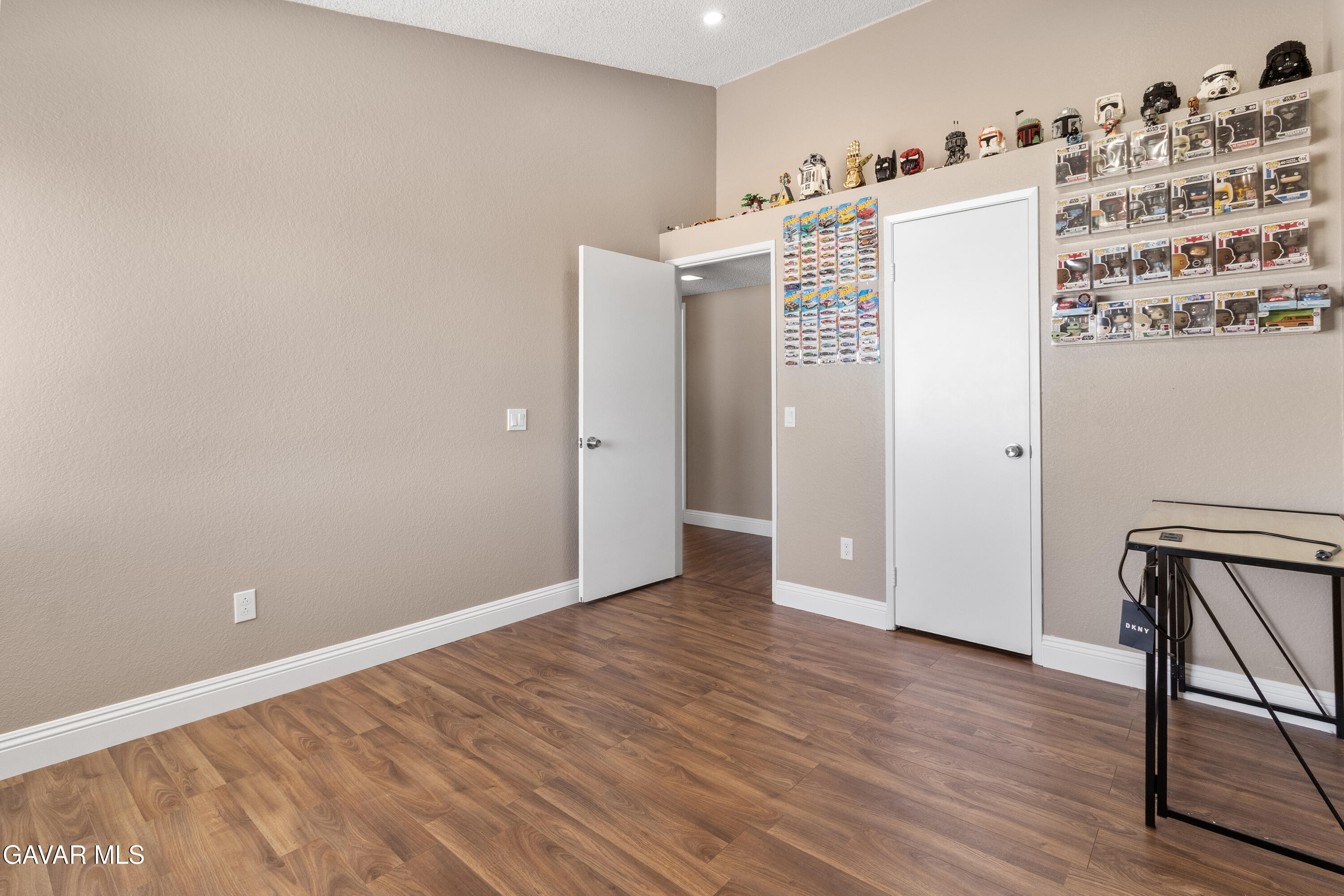 2123 East Ave R12 Palmdale, CA 93550 - Photo 21 of 34 Bedroom 2-2