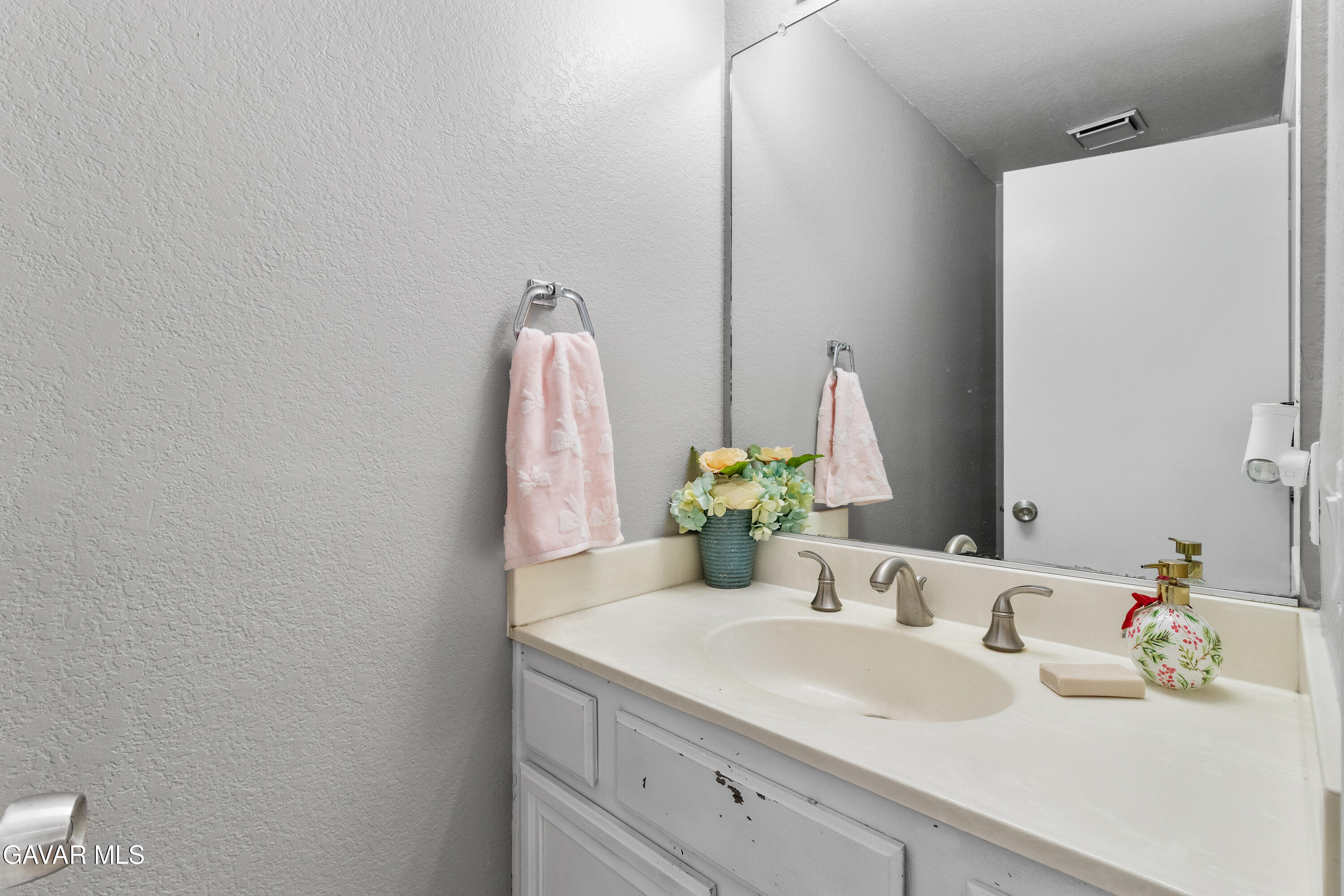 2123 East Ave R12 Palmdale, CA 93550 - Photo 24 of 34 Bathroom downstairs-1