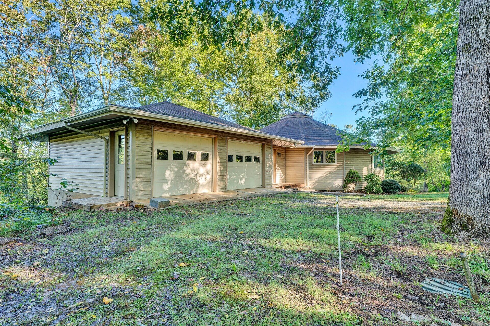 985 Iron Ridge Road Rocky Mount, VA 24151 - Photo 31 of 39 03-DSC00001