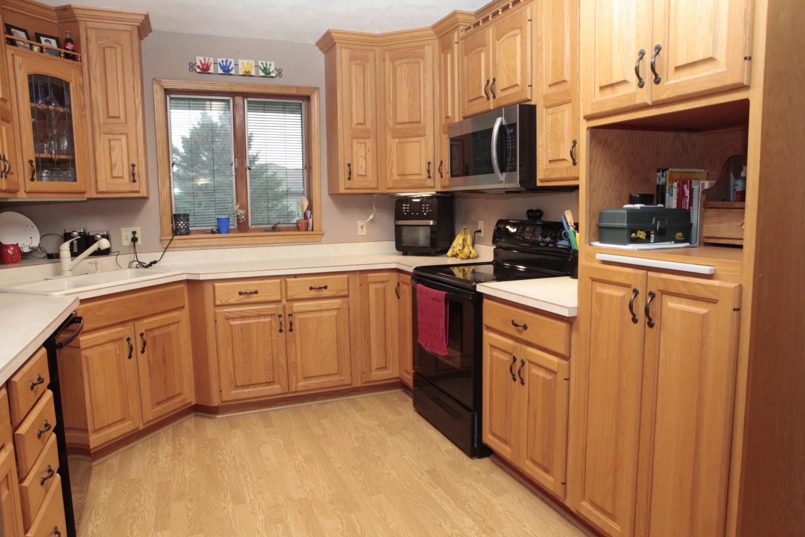 130 East Ripley Street Tremont, IL 61568 - Photo 12 of 38 Gallery Image 12