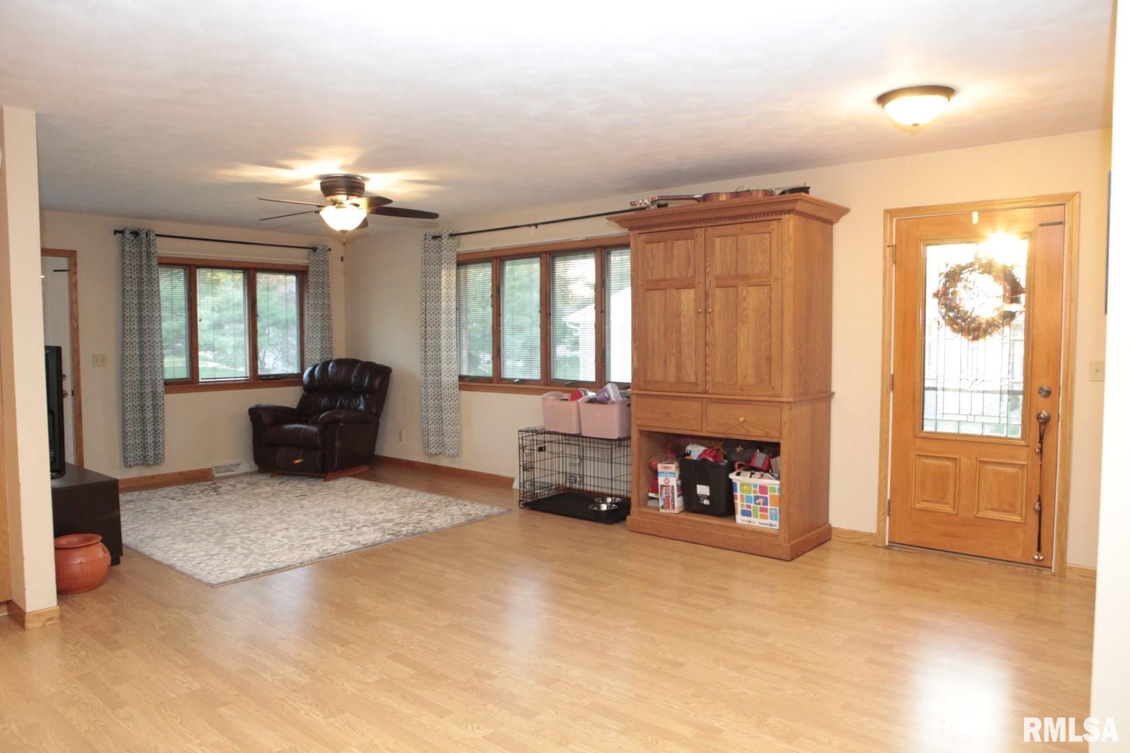 130 East Ripley Street Tremont, IL 61568 - Photo 8 of 38 Gallery Image 8