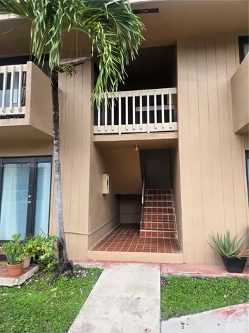 $2,050 | 15401 Southwest 80th Street, Unit 2027, Miami, FL 33193