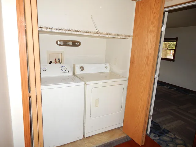 $260,000 | 9245 Alpine Avenue Northwest, Sparta, MI 49345