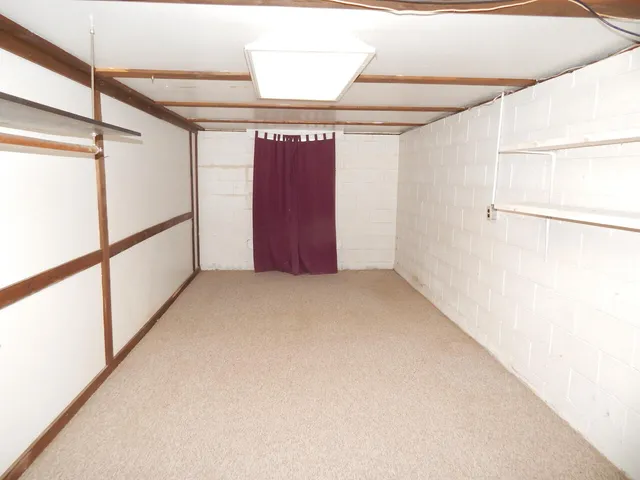 $260,000 | 9245 Alpine Avenue Northwest, Sparta, MI 49345