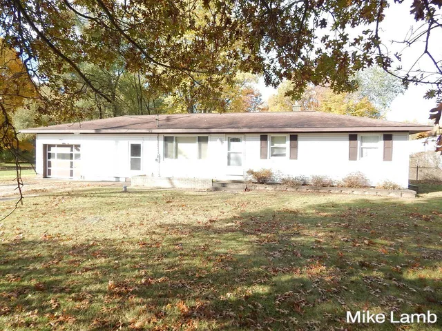 $260,000 | 9245 Alpine Avenue Northwest, Sparta, MI 49345