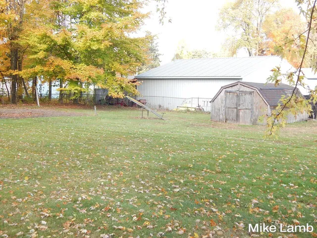 $260,000 | 9245 Alpine Avenue Northwest, Sparta, MI 49345