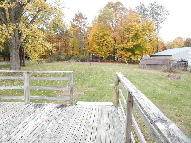 $260,000 | 9245 Alpine Avenue Northwest, Sparta, MI 49345