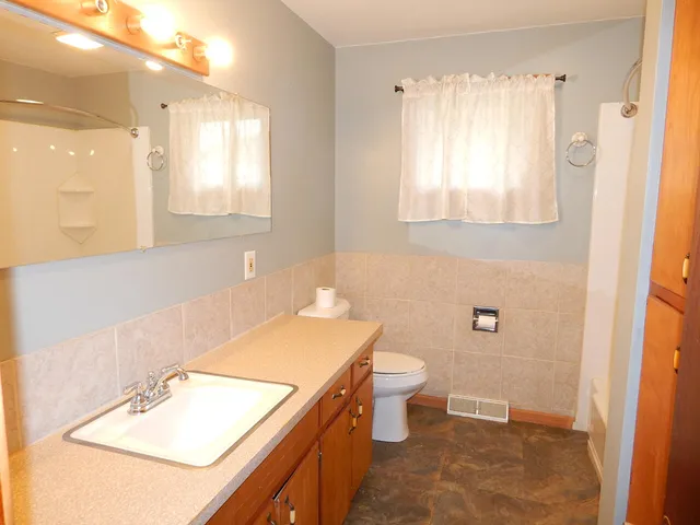 $260,000 | 9245 Alpine Avenue Northwest, Sparta, MI 49345