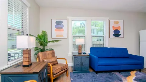 $995,000 | 213 West Warren Avenue, Tampa, FL 33602