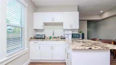 $995,000 | 213 West Warren Avenue, Tampa, FL 33602