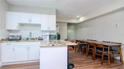 $995,000 | 213 West Warren Avenue, Tampa, FL 33602